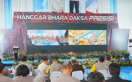 Percepat Pemulihan Akses, Kapolri Pantau Pembangunan Jembatan Bailey di Sumbar