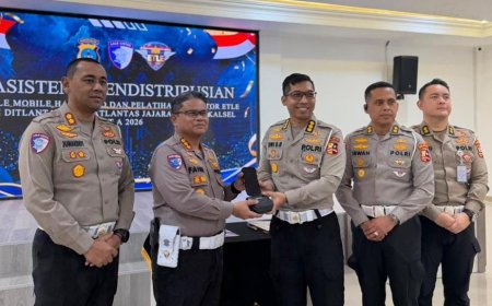 Korlantas Polri Perkuat Digitalisasi Penegakan Hukum Lalu Lintas Dengan ETLE Mobile Handheld di Polda Kalsel