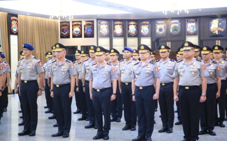 47 Perwira Tinggi Polri Naik Pangkat, 1 Perwira Raih Bintang Tiga