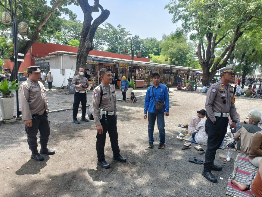 Polres Pelabuhan Tanjungperak Intensifkan Pengamanan di Wisata Pantai Kenjeran Selama Lebaran