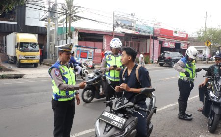 Optimalisasi Gakkum Presisi : Ditlantas Polda Jatim Gelar Operasi Dakgar Berbasis Handheld