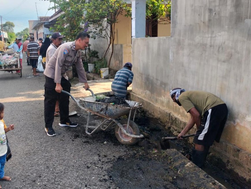 Polres Probolinggo Kota Gelorakan Gerakan Indonesia ASRI, Bersama Lintas Sektor Bersihkan Lingkungan