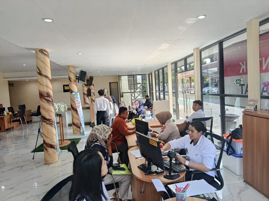 Polri Untuk Masyarakat : Polres Blitar Beri Layanan Satu Atap di MPP